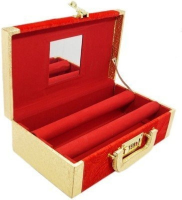 

Haryana Craft New Stylish Golden Bangles Box With Lock System With 2 Rods Size L*B*H :30*17*10 Cm For Weeding And Party Uses New Stylish Golden Bangles Box With Lock System With 2 Rods Size L*B*H :30*17*10 Cm For Weeding And Party Uses, "Made in hard boar