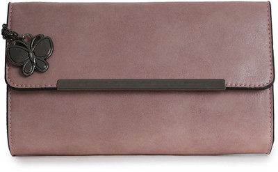 

Butterflies Casual Pink Clutch