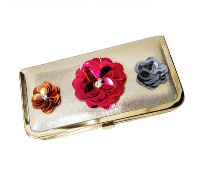 

Fully Party Gold Clutch
