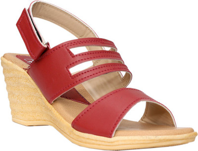 

Dolphin Miles Women Red Wedges