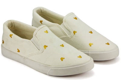 

DeVEE Mousey Embellished White Slip On Sneakers For Women(White, Yellow