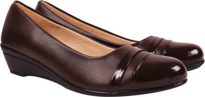 

Denill Women Brown Bellies