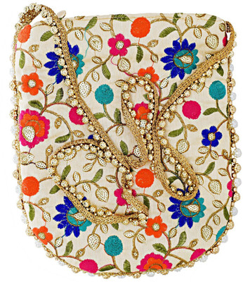 

Bagaholics Casual Gold Clutch