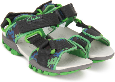 

Clarks Boys Velcro Sports Sandals(Black, Black combi