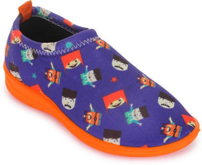 

Lucy & Luke Boys & Girls Slip on Moccasins(Blue