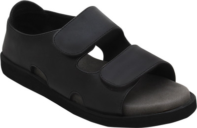 

solefit Men Black Flats