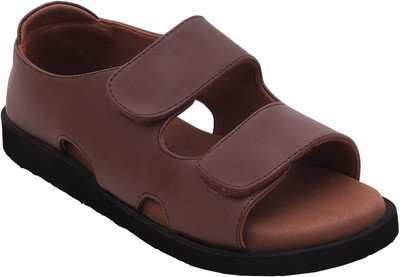 

solefit Men Brown Flats