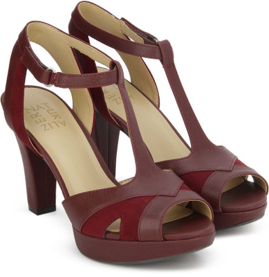 

NATURALIZER Women Wine Heels