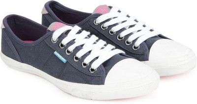

Superdry LOW PRO SNEAKER Sneakers For Women(Navy, White, Deep indigo