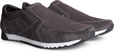 

Bata WIESEL Loafers For Men(Brown, Tan