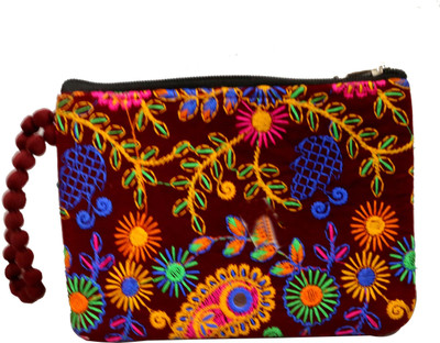 

Vrindavan Bazaar.com Casual Multicolor Clutch