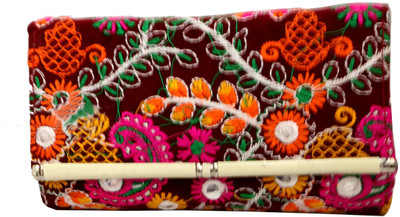 

Vrindavan Bazaar.com Casual Multicolor Clutch