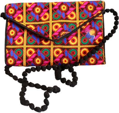 

Vrindavan Bazaar.com Casual Multicolor Clutch