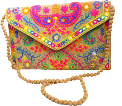 

Vrindavan Bazaar.com Casual Multicolor Clutch