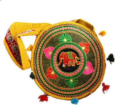 

Vrindavan Bazaar.com Casual Multicolor Clutch