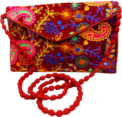 

Vrindavan Bazaar.com Casual Multicolor Clutch