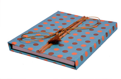 

MakenStyleCollection A5 Diary(Handcrafted Diary with Bamboo Lock, Multicolor)
