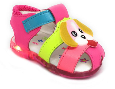 

TeeniTiny Boys & Girls Velcro Strappy Sandals(Pink