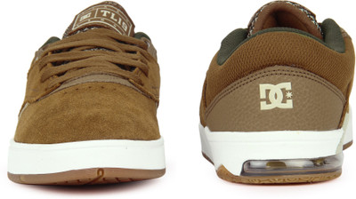 

DC TIAGO S Casual Shoes For Men(Brown, Btn