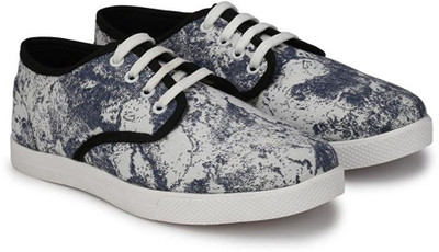 

Despacito Sneakers For Men(Black, White