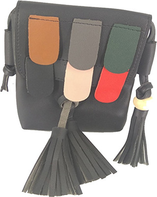 

BAEnagari Women Casual Grey PU Sling Bag