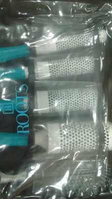 

ROOTS Combo of Ceramic Barrel & Paddle Hair Brushes