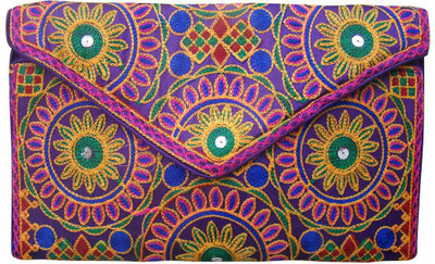 

The Living Craft Casual Multicolor Clutch