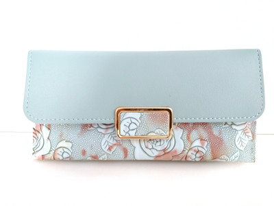 

PRIYANKA COLLECTIONS Casual Blue Clutch
