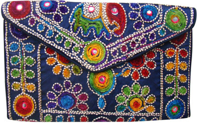 

The Living Craft Casual Multicolor Clutch