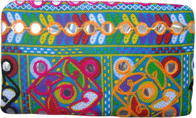 

The Living Craft Casual Multicolor Clutch