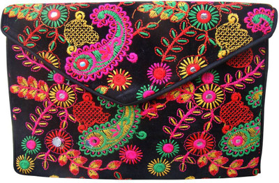 

The Living Craft Casual Multicolor Clutch