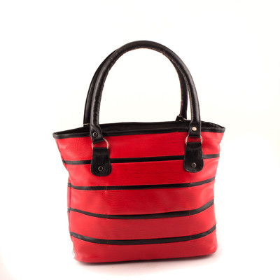 

Regalia Tote(Red)
