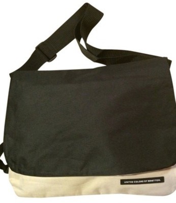38% OFF on United Colors of Benetton Messenger Bag(Black) on Flipkart ...