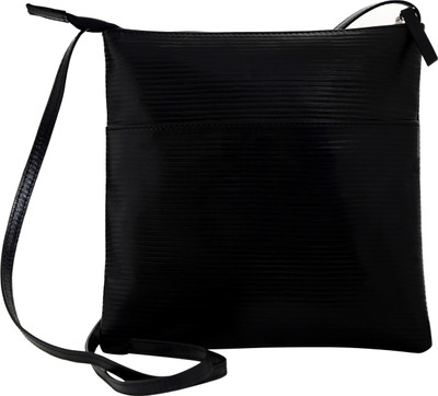 

Taurus Indicus CNM2017/09BK Genuine leather Waterproof Sling Bag(Black, 12 inch)