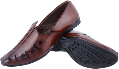 

Prayog Prayog Men's Brown Loafers Shoes Casuals For Men(Brown
