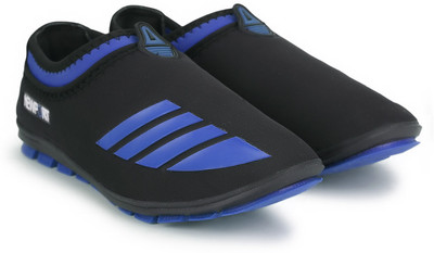

Newport Walking Shoes For Men(Blue, Black