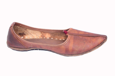 

MY SILVER WINGS RAJASTHANI PANJABI JUTI Jutis For Men(Brown