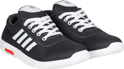 

Kraasa LightWeight Walking Shoes For Men(Grey
