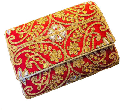 

Craftbazaar Party Red Clutch