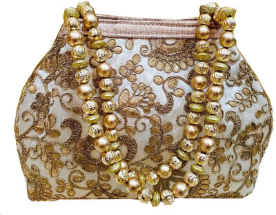 

Craftbazaar Party White Clutch