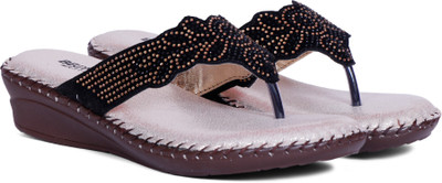 

Beonza Women Black Flats