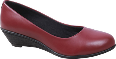 

Lily Women Maroon Wedges