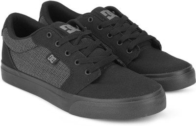 

DC ANVIL TX SE Sneakers For Men(Black, Bdh