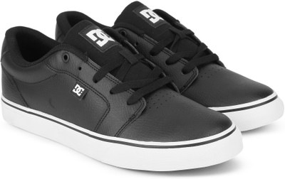 

DC ANVIL Sneakers For Men(Black, Blw