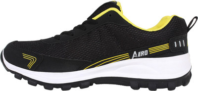 

Aero Power Play Running Shoes For Men(Black, Yellow