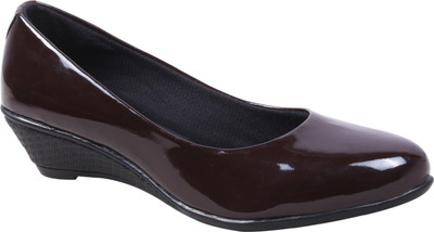 

Lily Women Brown Bellies