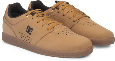 

DC COLE SIGNATURE Sneakers For Men(Khaki, Black, We9