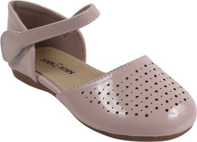 

JUMPS AND BUMPS Girls Velcro Strappy Sandals(Pink