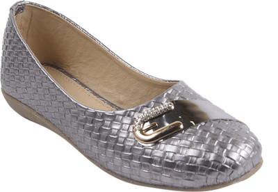 

JUMPS AND BUMPS Girls Slip on Ballerinas(Grey
