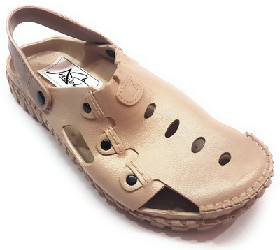 

Angel Fashion Men Cream Clogs